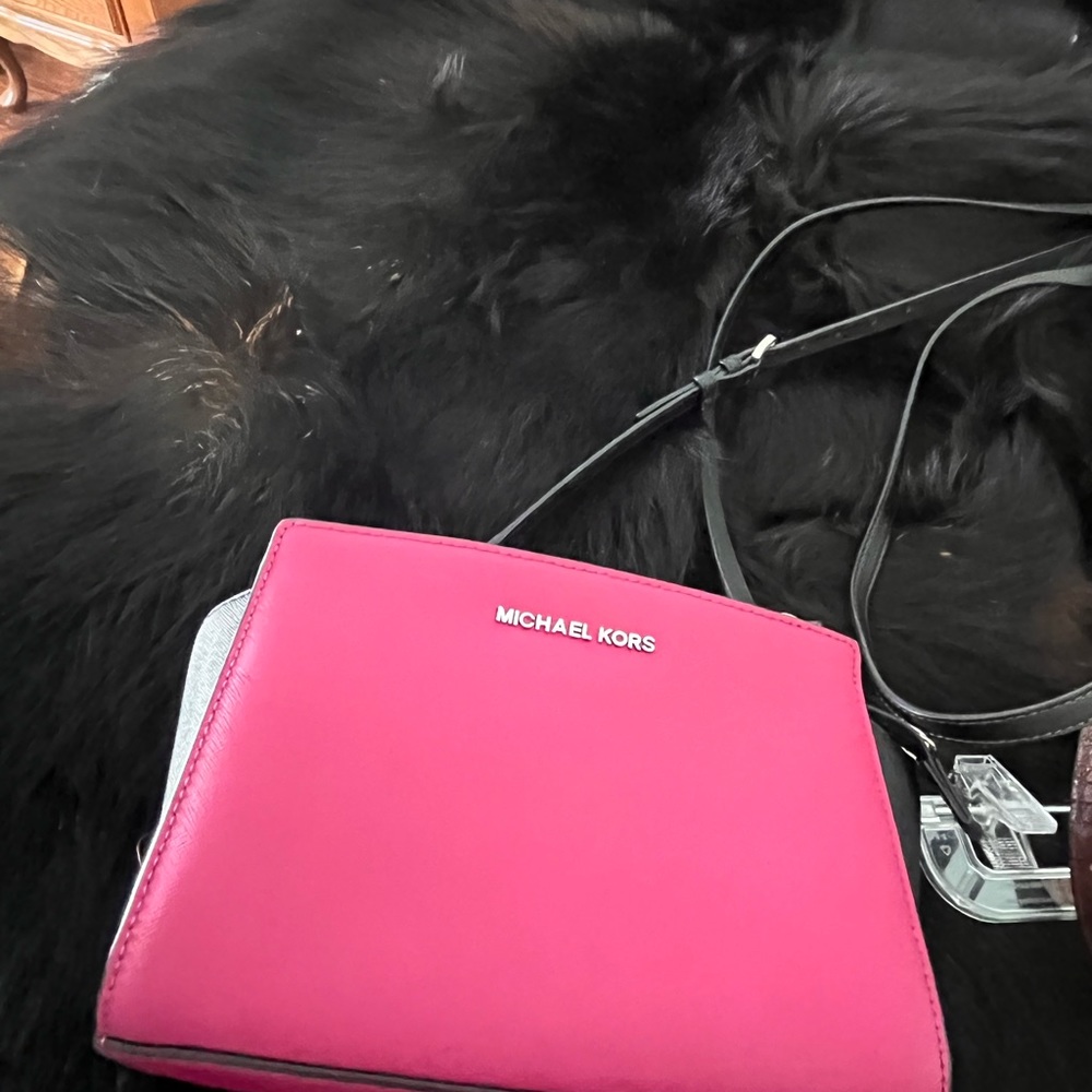 Purse - Picture 3 of 4